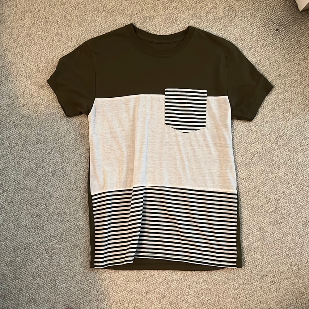 Frocket T-Shirt. Green, white and black. Size small.